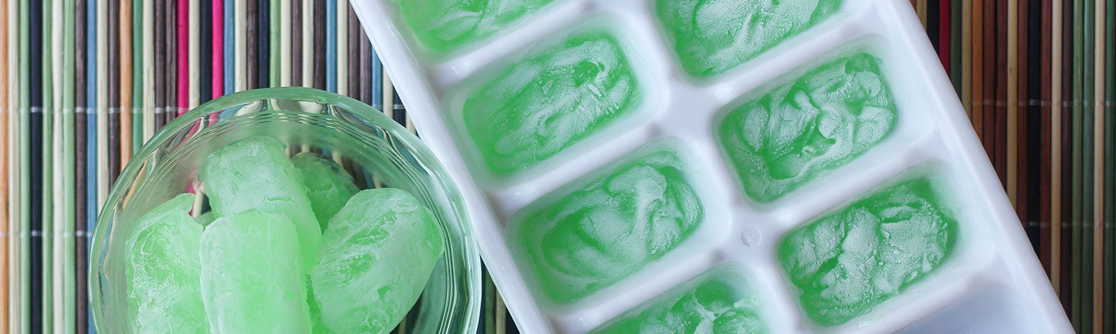 Ice tray with aloe ice cubes Ice tray with aloe ice cubes
